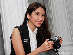 Bukan Artis, Ini Sosok Calon Suami Acha Sinaga