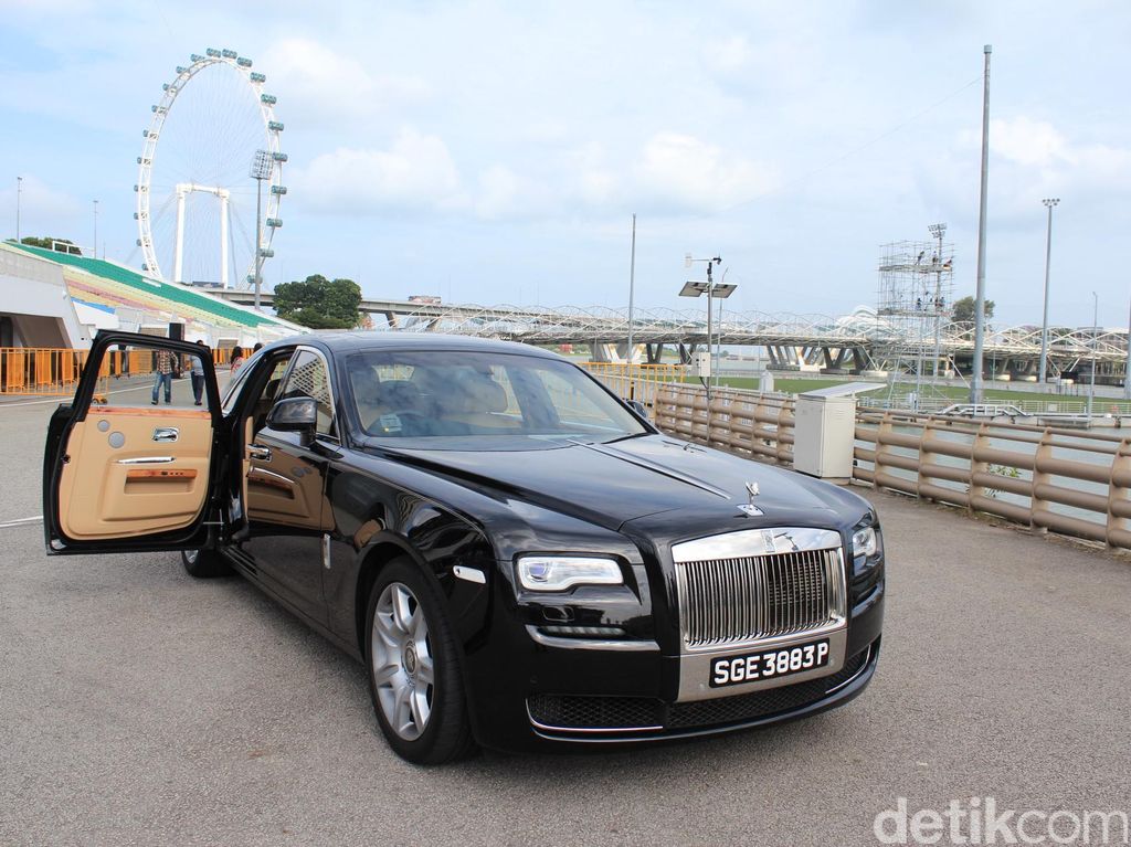Produsen Mobil Rolls Royce Tidak Terlibat Kasus Suap Emirsyah Satar Produsen Mobil Rolls Royce Tidak Terlibat Kasus Suap Emirsyah Satar
