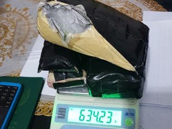 Penumpang Kapal Tepergok Simpan Sabu 600 Gram di Sepatu yang Dipakainya