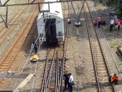 Evakuasi Senja Utama Solo Masih Berlangsung, 1 Gerbong Belum Terangkat