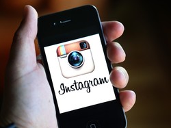 Beragam Alasan Orang Rela Bayar Mahal untuk Serangkai Kata