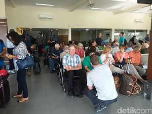 Banyak Turis Asing yang Mengaku Puas Lihat Gerhana di Belitung Banyak Turis Asing yang Mengaku Puas Lihat Gerhana di Belitung
