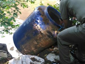 Polisi: Pedagang Es Teh di Monas Pakai Air Buangan Untuk Cuci Gelas