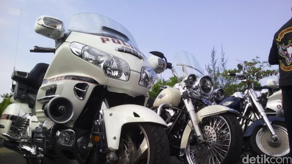 Komunitas Moge Touring Jakarta-Aceh