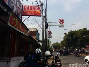 Gadai Pinggir Jalan Catut Nama Koperasi, Ini Respons Kemenkop