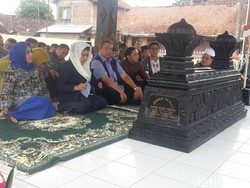 Keluarga SBY akan Terbitkan Memoar Tentang Sarwo Edhie