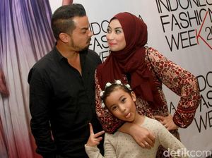 Centilnya Putri Sultan Djorghi dan Annisa Trihapsari