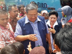 Tour de Java Berlanjut, SBY Kunjungi Sentra Batik di Purwokerto