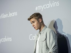 Calvin Klein Jadi Official Wardrobe Konser Justin Bieber
