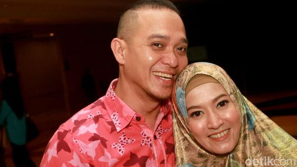 Kemesraan Lyra Virna dan Fadlan