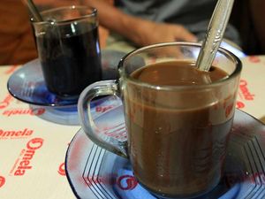 Ketika Laskar Gerhana Ngopi di Belitung Ketika Laskar Gerhana Ngopi di Belitung
