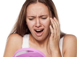 Daftar Penyebab Timbulnya Jerawat di Zaman Modern