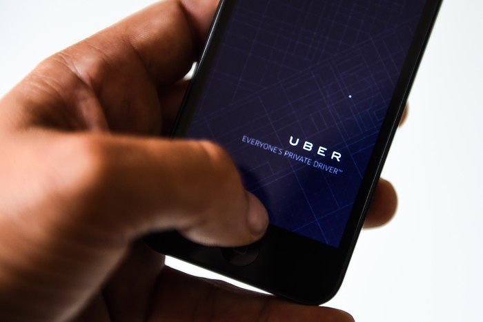 Aplikasi Uber (Foto: GettyImages) Aplikasi Uber (Foto: GettyImages)