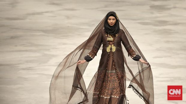 Masa Depan Industri Busana Muslim di Mata Itang Yunasz