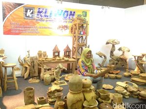 Yuk ke JCC, Berburu Mebel Kayu Mulai Rp 30.000 Hingga Rp 100 Jutaan