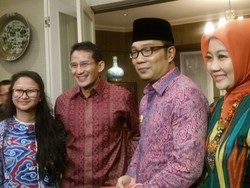 Saling Sindir Sahabat: Ridwan Kamil Vs Sandiaga Uno