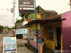 Mengubah Sampah Menjadi Pundi-pundi Rupiah