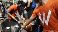 Aksi Peduli Sampah di Car Free Day