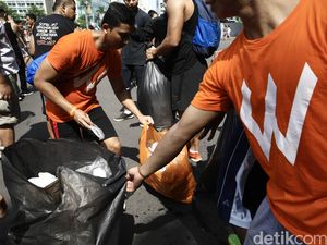 Aksi Peduli Sampah di Car Free Day