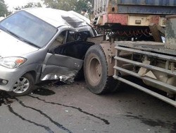 Kecelakaan Beruntun di Tol Cikampek, 2 Orang Tewas