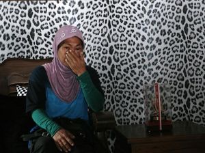 3 Tahun Berjuang, Akhirnya Mak Areh Dapat Listrik Gratis Via SMS Center Purwakarta