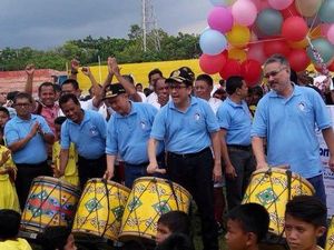 Ketua DPD Cari Bibit Pemain Sepak Bola di Sumbar, Janjikan Berlatih ke Spanyol