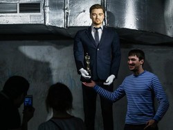 Aneh! Patung Leonardo DiCaprio di Rusia Tampak Beda dari Wajah Aslinya