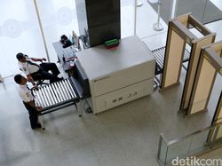 Saya Satpam Masuk Hari Libur Nasional, Apakah Berhak Uang Lembur?