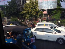 Bajaj Ikut Ramaikan Demo Para Sopir