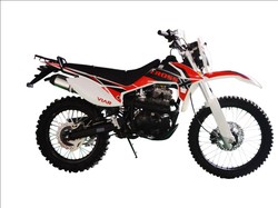 VIAR Motor Hadirkan Model Terbaru Motor Dual Purpose Viar Cross X200 GT