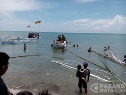 Perahu Pustaka Terbalik di Majene, Seluruh Penumpang Termasuk Maman Selamat