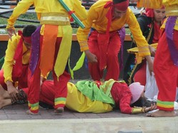 Tarian Mistis Memanggil Jin Dari Ternate