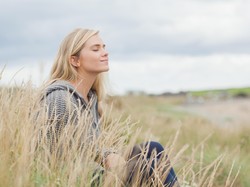 Sst, Ini 5 Tips Tetap Cantik Saat Traveling