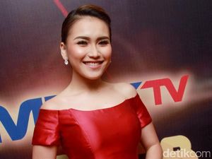 Ayu Ting Ting Tanggapi Pernikahan dan Perceraian Diam-diam Jupe