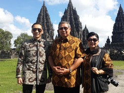 Lanjutkan Tour de Java, SBY dan Ibu Ani Singgah di Candi Prambanan