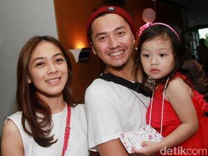 Omesh dan Dian Ayu Rencanakan Punya Anak Lagi Omesh dan Dian Ayu Rencanakan Punya Anak Lagi