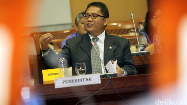 Komisi I DPR Setuju Revisi UU ITE