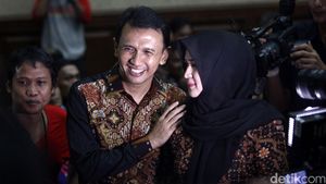 Gatot dan Evi Siap Jalani Sidang Vonis