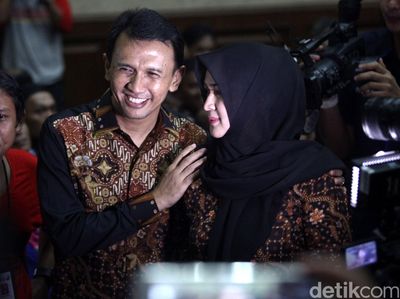 Gatot dan Evi Siap Jalani Sidang Vonis