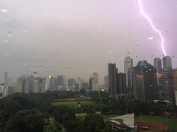 BMKG: Waspadai Potensi Hujan Lebat, Petir dan Angin Kencang Hingga 30 September