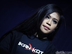 Kikan eks Cokelat Kesulitan Main Teater