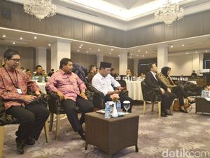 Ingin Industri Kreatif Maju, Ridwan Kamil: Harus Sering Nongkrong Ingin Industri Kreatif Maju, Ridwan Kamil: Harus Sering Nongkrong