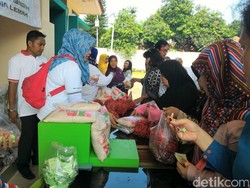 Kementan Jual Beras Hingga Cabai Harga Miring, Dari Mana Dapatnya?