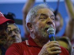 Akan Ditahan Terkait Kasus Korupsi, Mantan Presiden Brasil Jadi Menteri