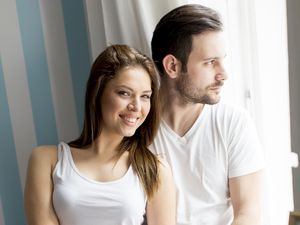 Digantung Hampir 3 Tahun, Wanita Ini Akhirnya Dinikahi