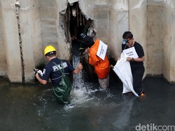 Modus Pencuri Kabel: Jadi Pemulung Bergerobak Hingga Nginap di Gorong-gorong