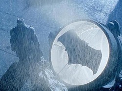 Thanos Mau Jadi Batman, Siap Tunggu Sampai Tua