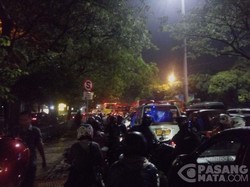 Pancoran Macet Parah, Kendaraan Saling Mengunci