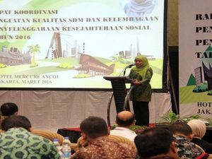 Mensos Targetkan Penerima Program Keluarga Harapan Capai 6 juta di 2016