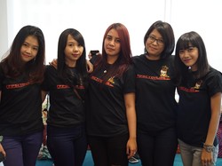 Gamer Wanita Panaskan Turnamen Point Blank